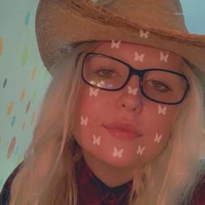 Meet your Posher, Ava